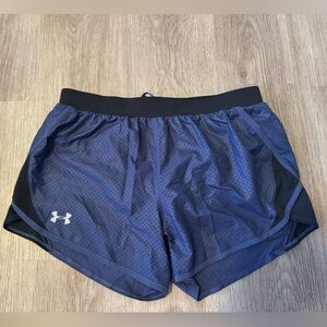 Under Armour Shorts Women’s size Medium